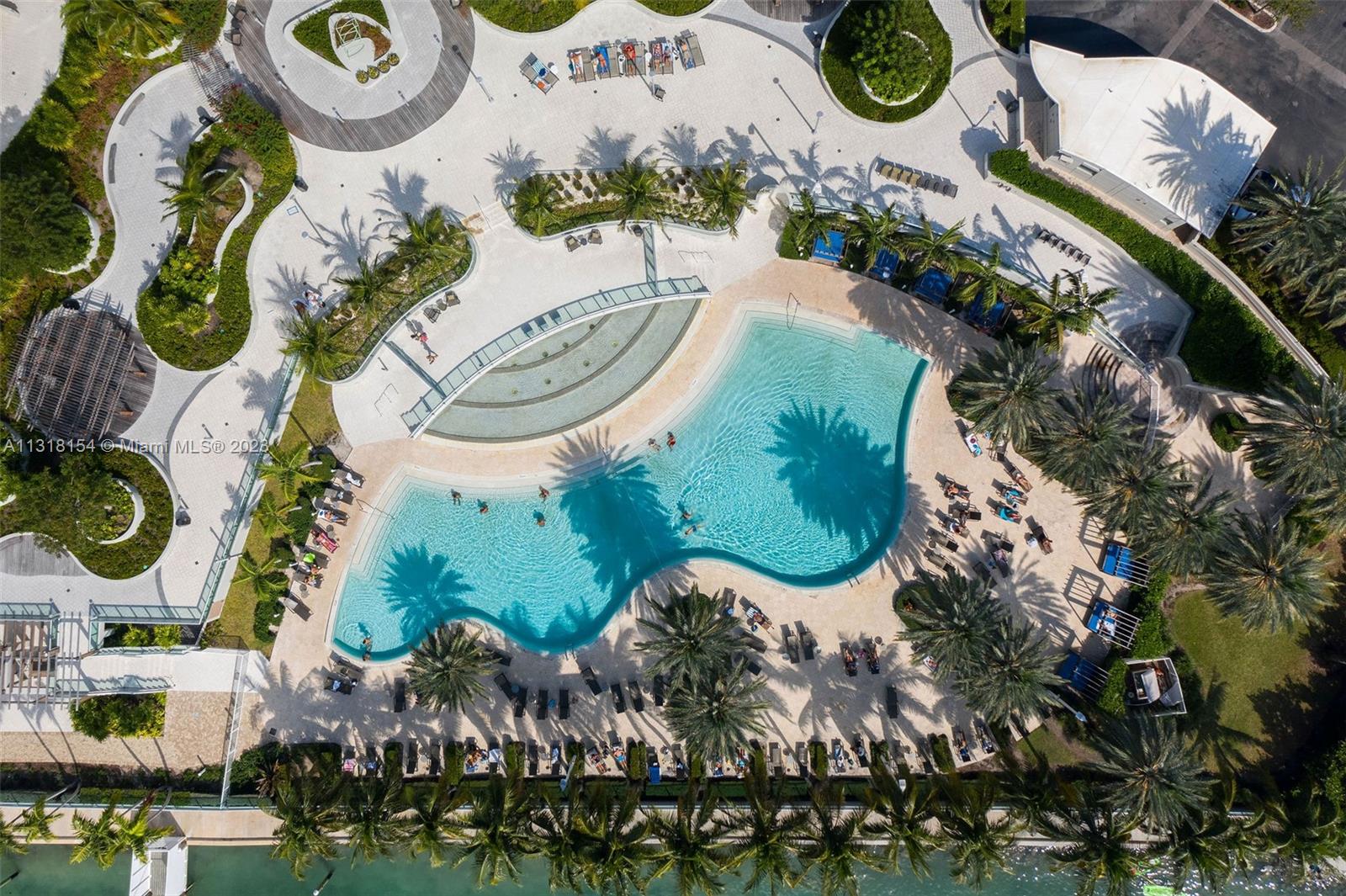1500  Bay Rd #S-0706 For Sale A11318154, FL