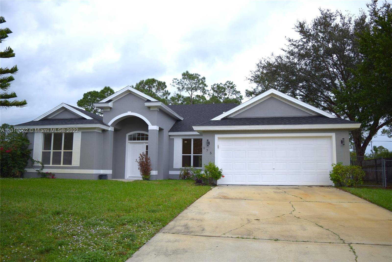 175 Brantley St SE, Palm Bay, FL 32909