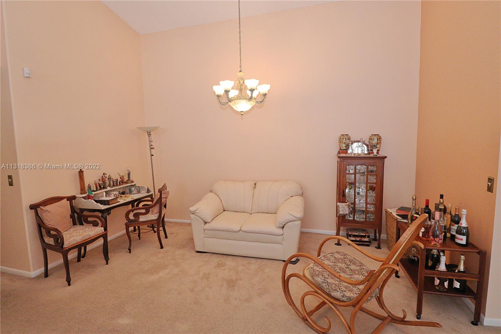 Listing Photo 6