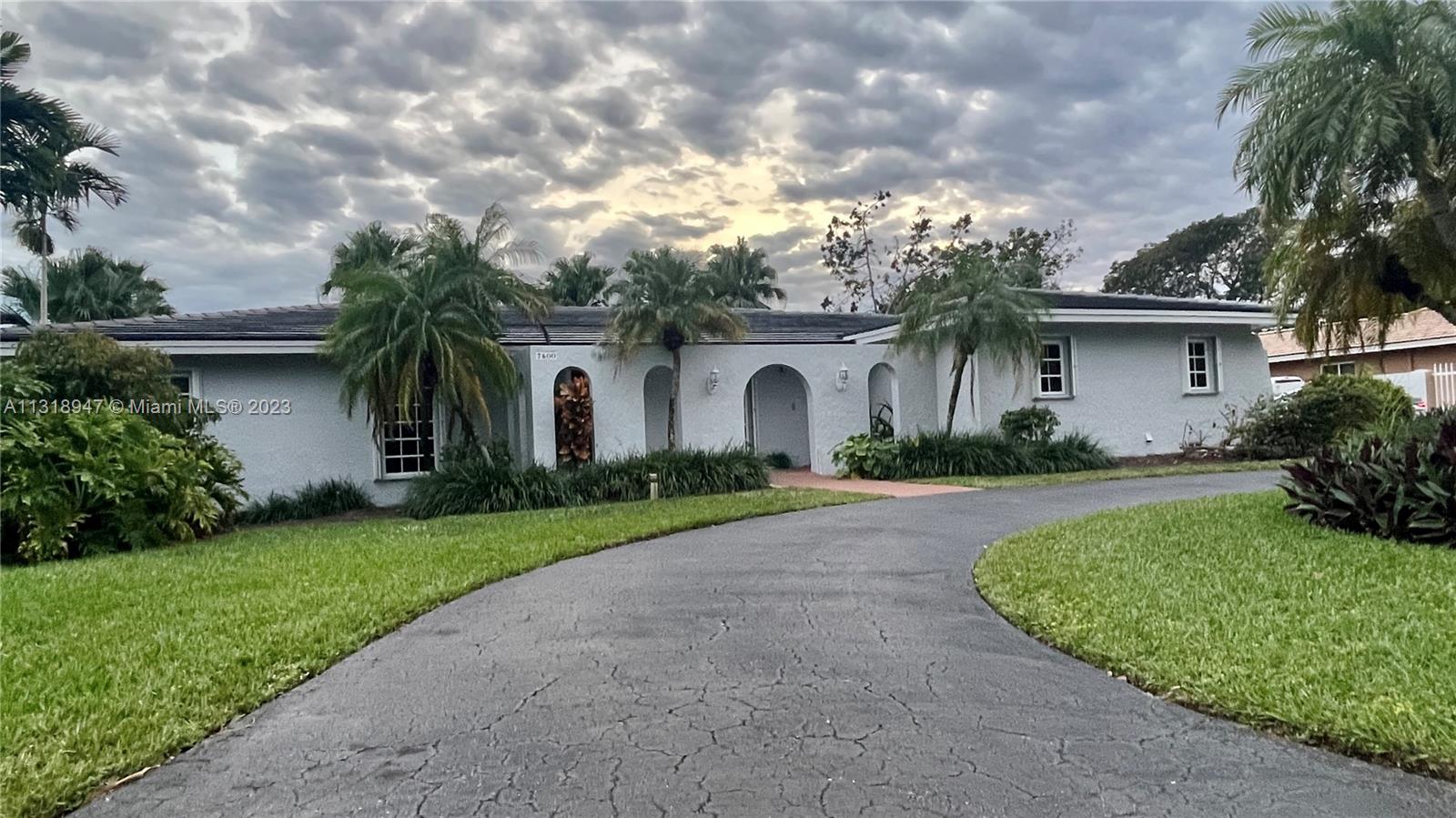 7600 SW 174th St  For Sale A11318947, FL