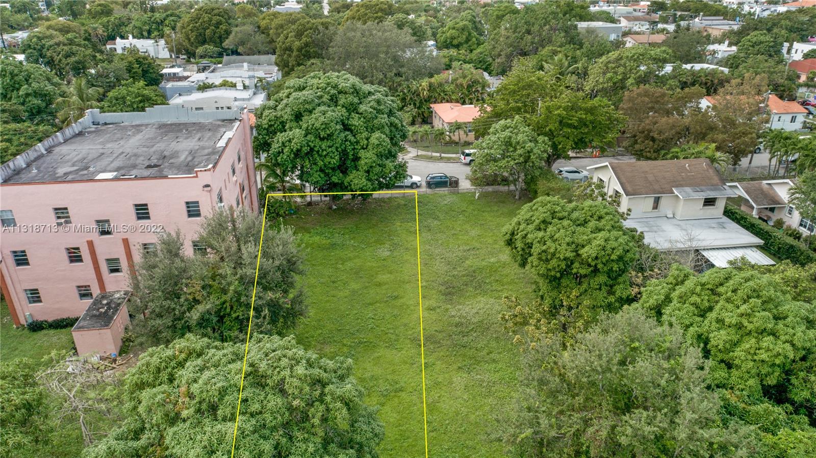 1001 SW 15th Ave  For Sale A11318713, FL
