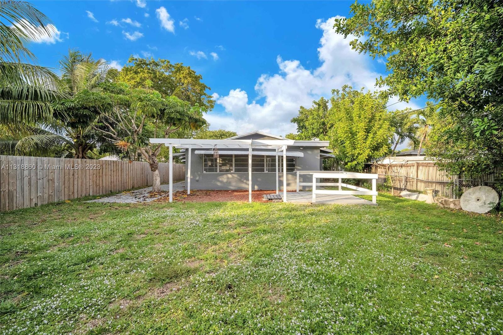 Listing Photo 32