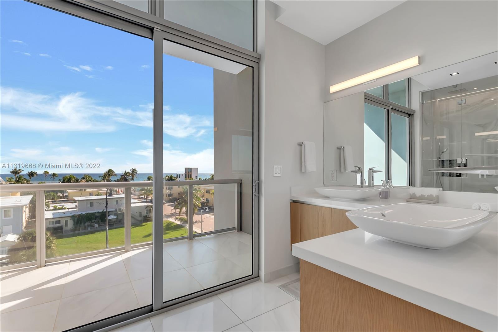 Primary bath with balcony