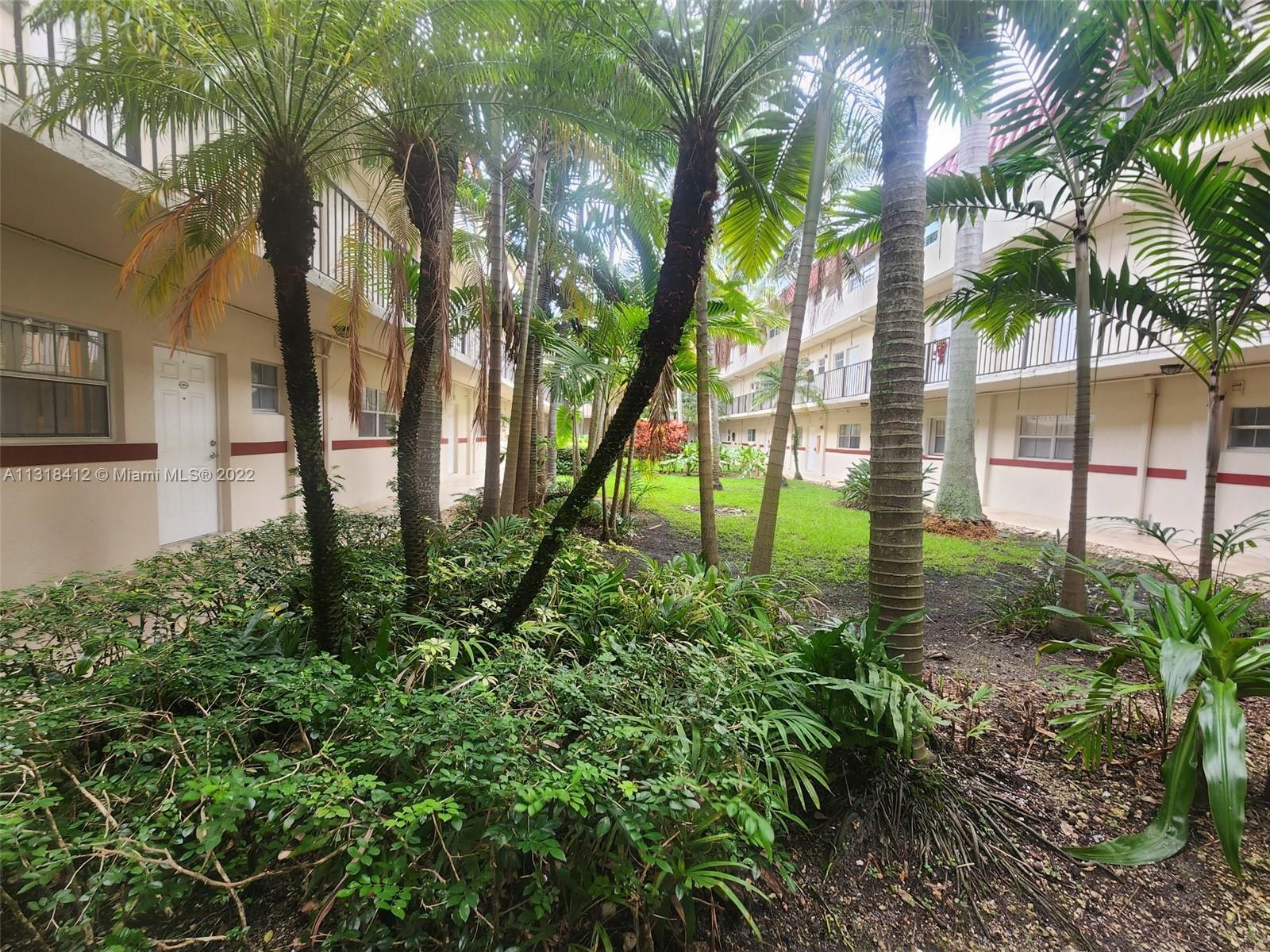 8600 SW 67th Ave #906 For Sale A11318412, FL