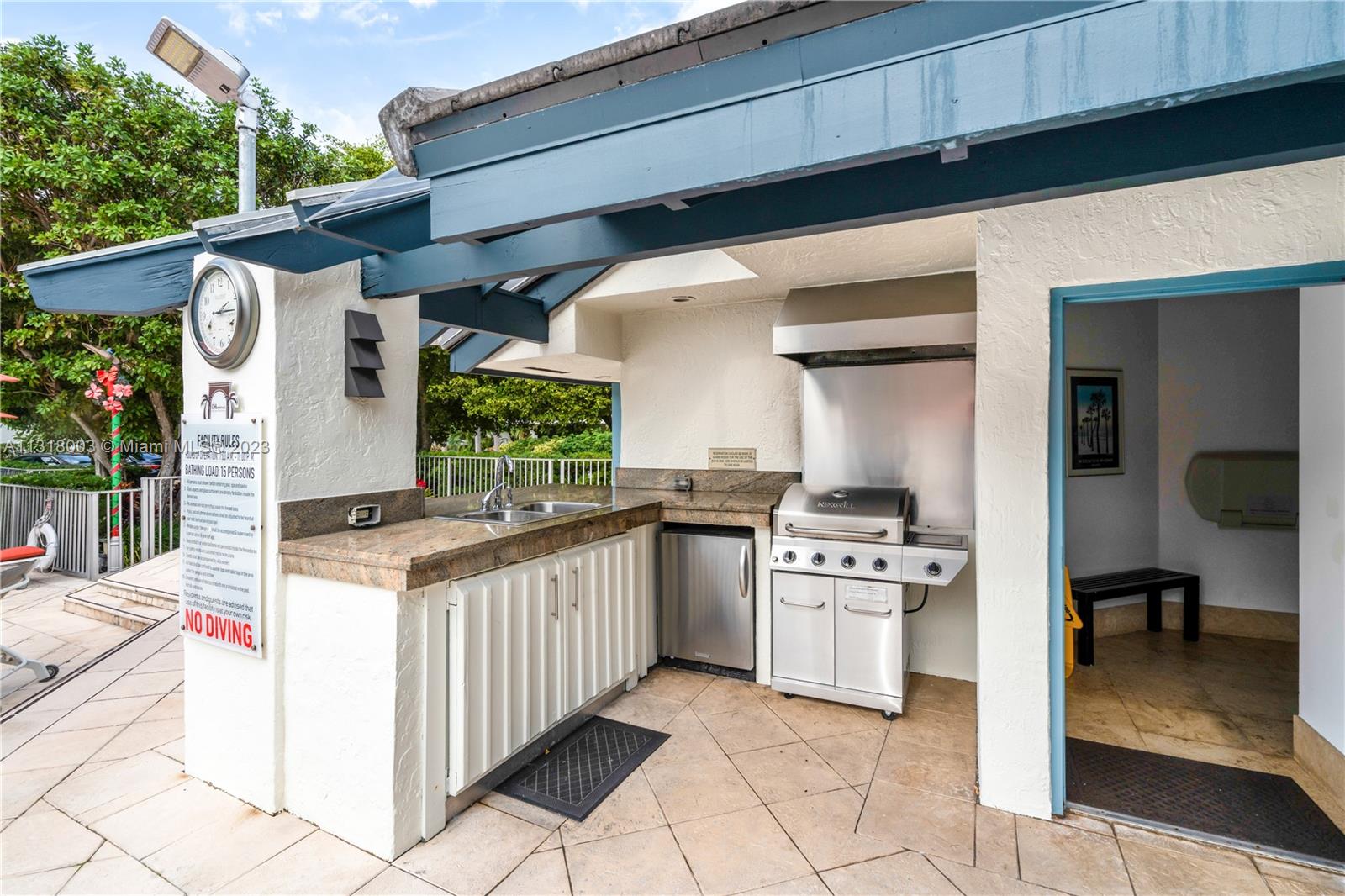 Barbecue area 
