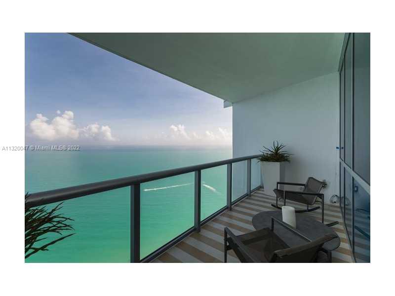 Private Master Bedroom Balcony