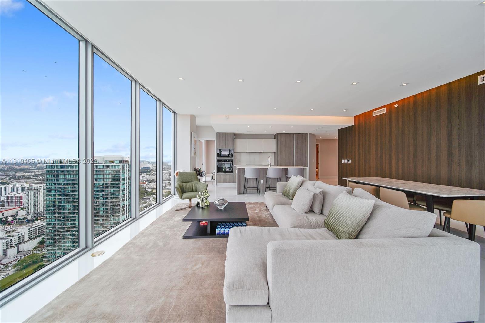Photo 2 of Biscayne Beach Biscayne Apt 4407 in Miami - MLS A11319405