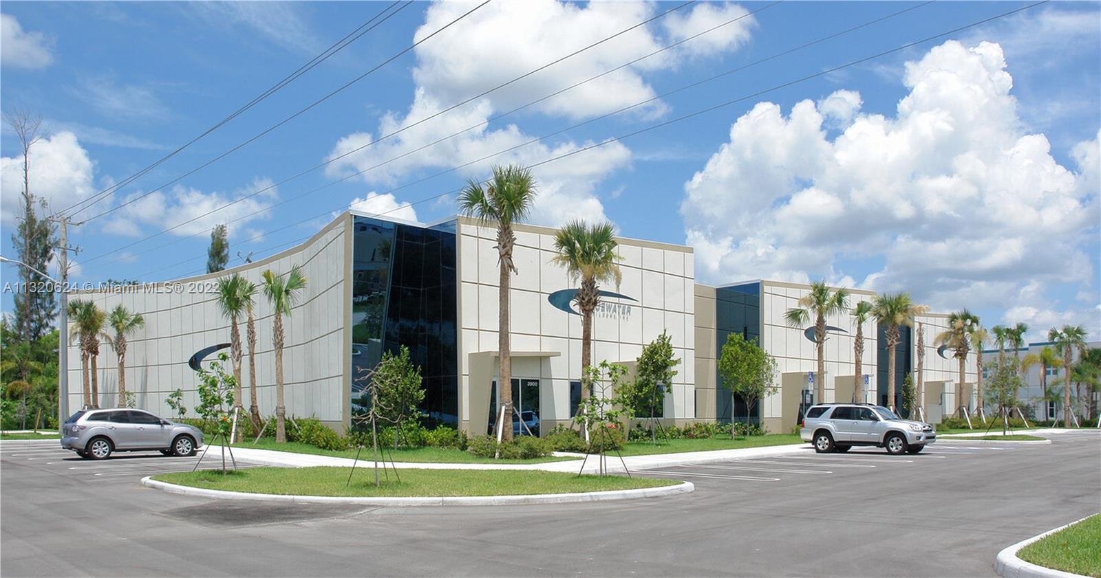 3900 NW 126th Ave 1, Coral Springs, FL 33065