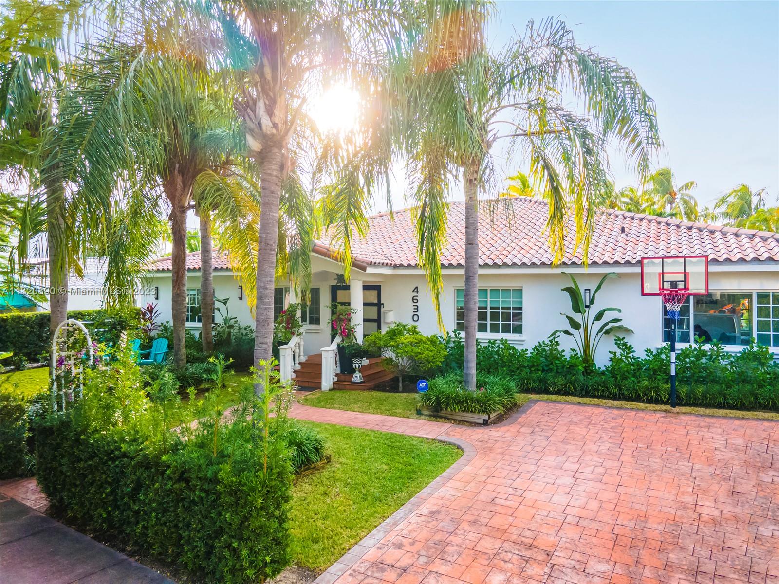 4630 Royal Palm Ave, Miami Beach, FL 33140