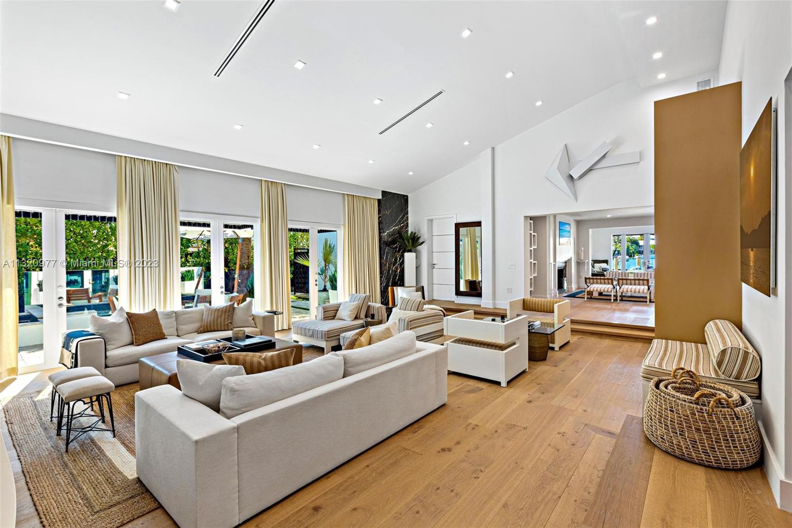Listing Photo 19