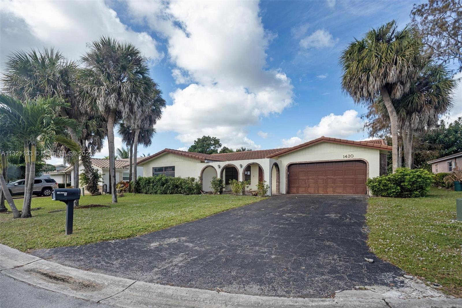 1420 NW 87th Ter, Coral Springs, FL 33071