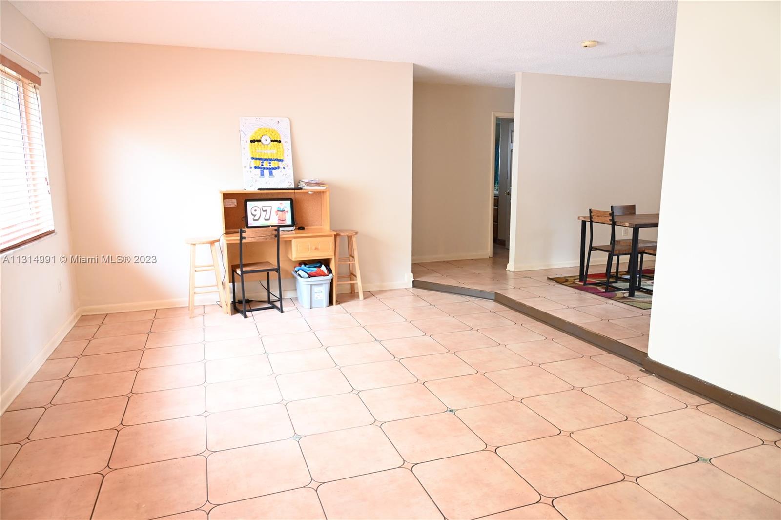 Listing Photo 7