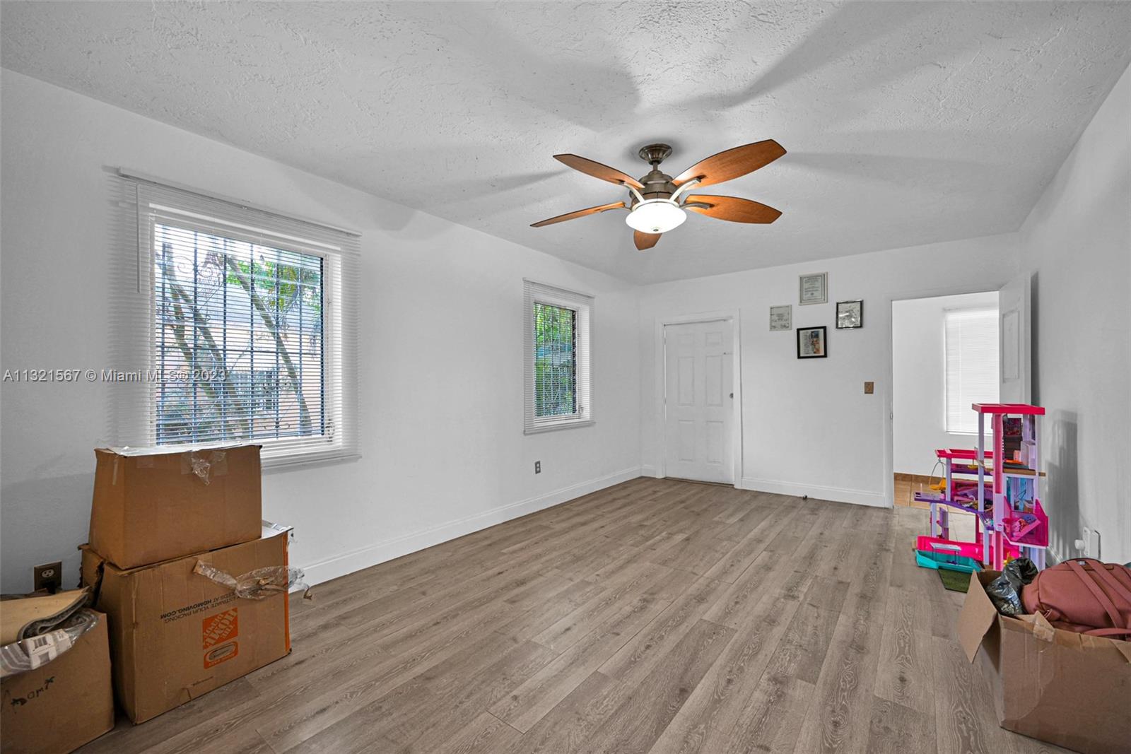 Listing Photo 13