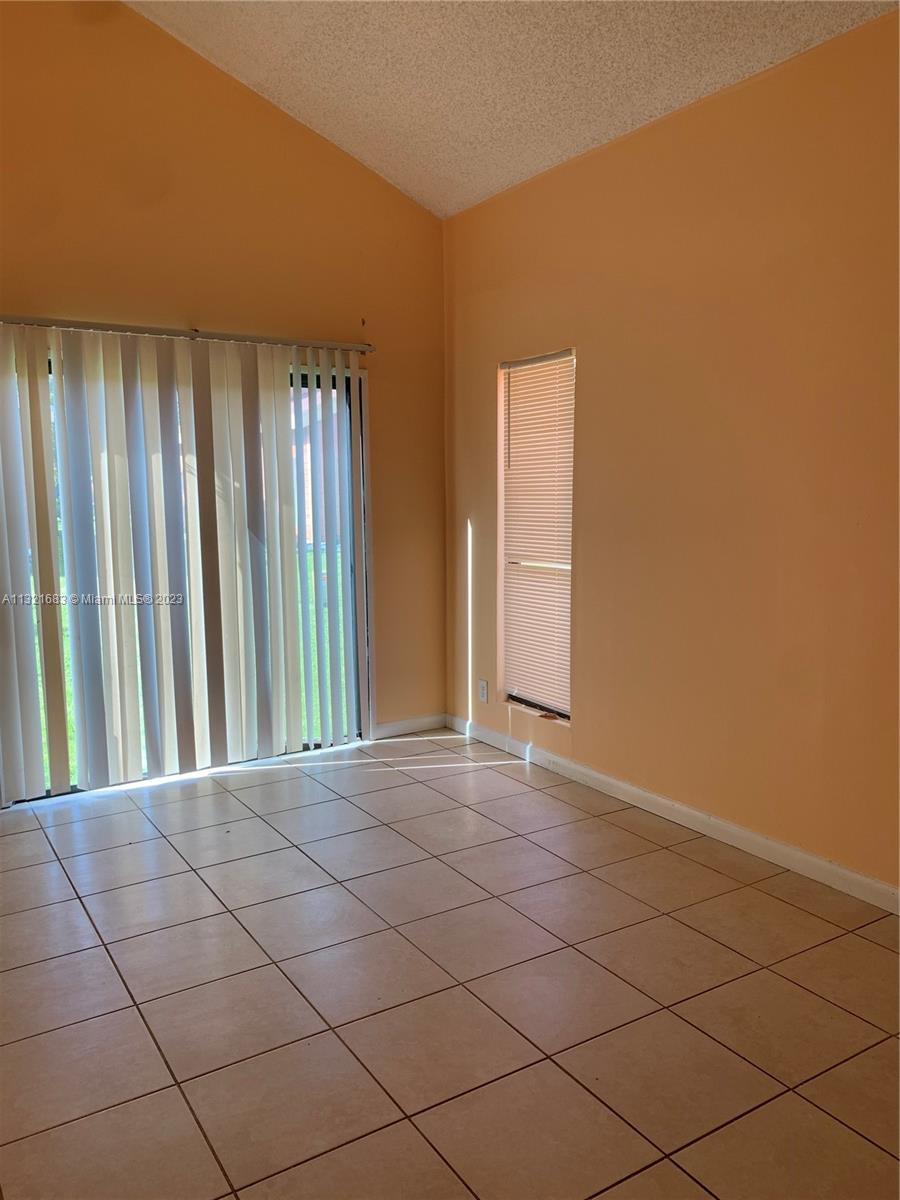 2435 NW 55th Ave #2435, Lauderhill, Florida image 11