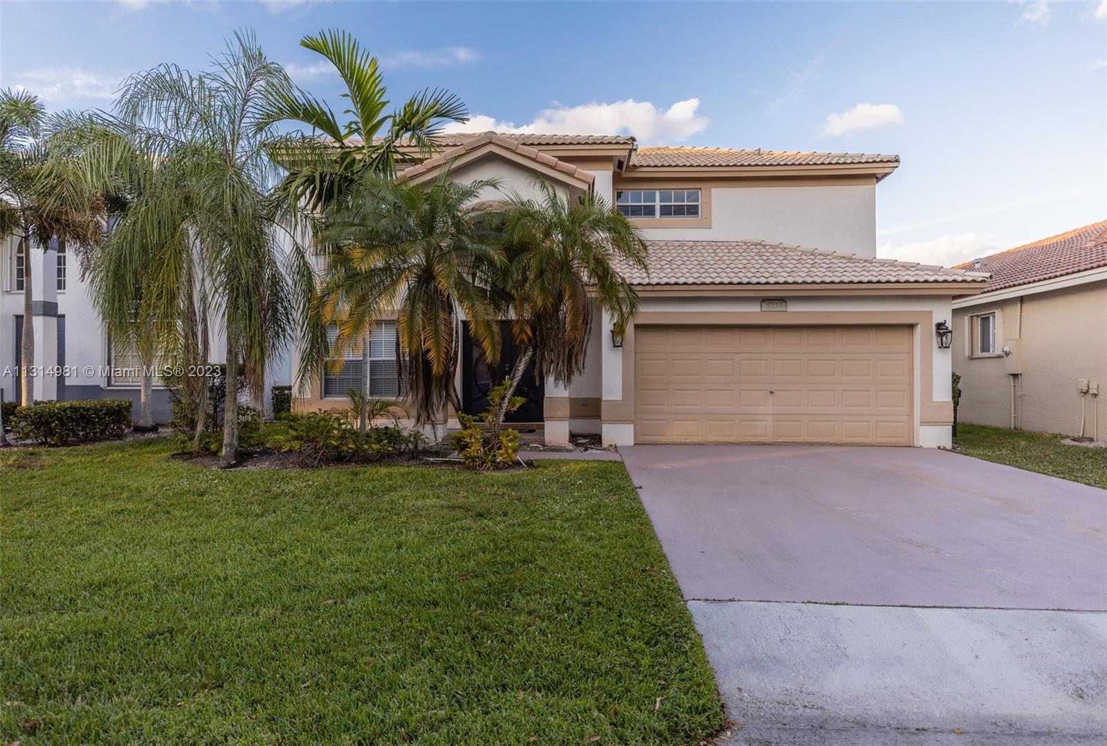 5335 Flamingo Ct, Coconut Creek, FL 33073