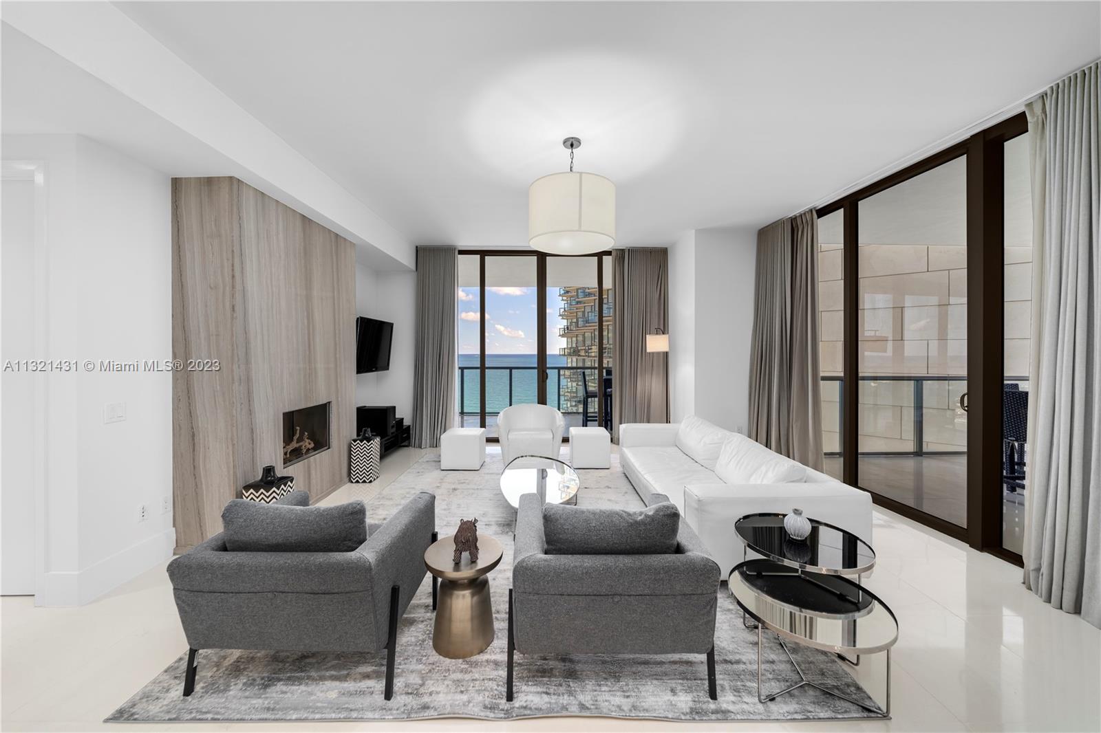 Photo 2 of St. Regis Bal Harbour North Tower Apt 1404N in Bal Harbour - MLS A11321431