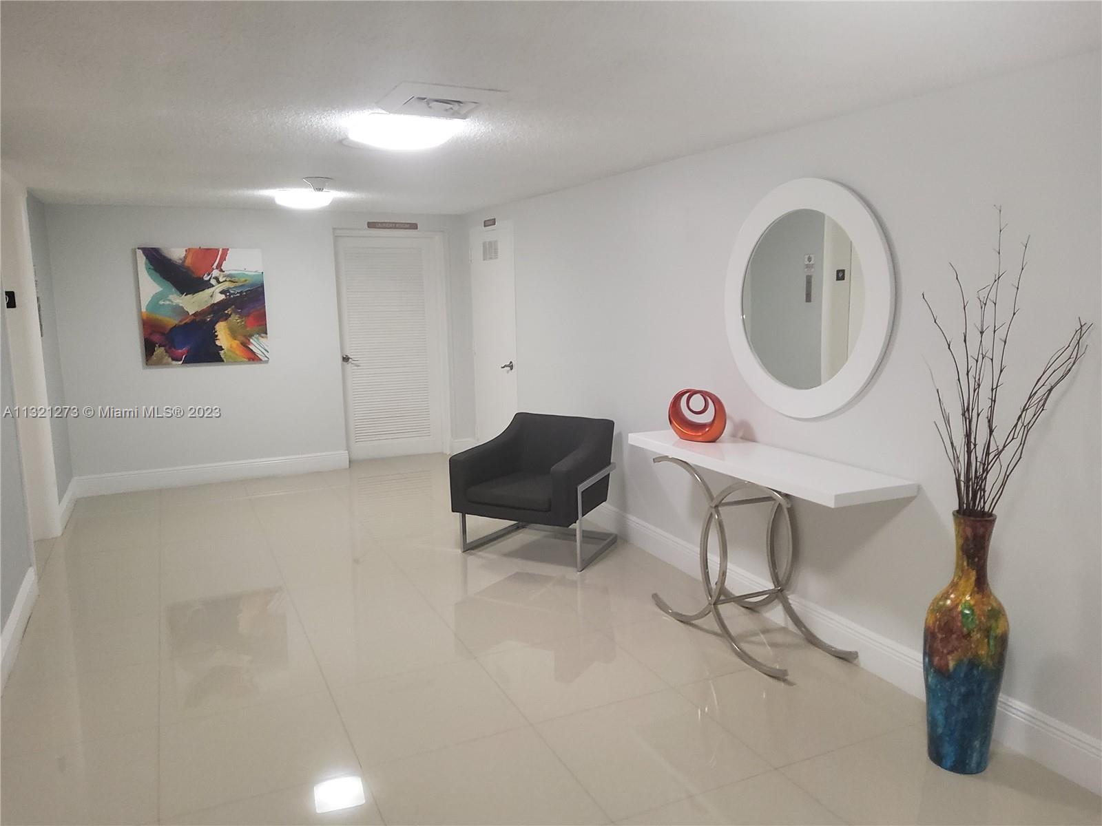 Elevator area on 6th floor