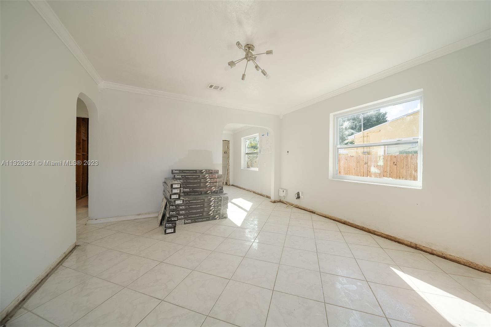Listing Photo 16