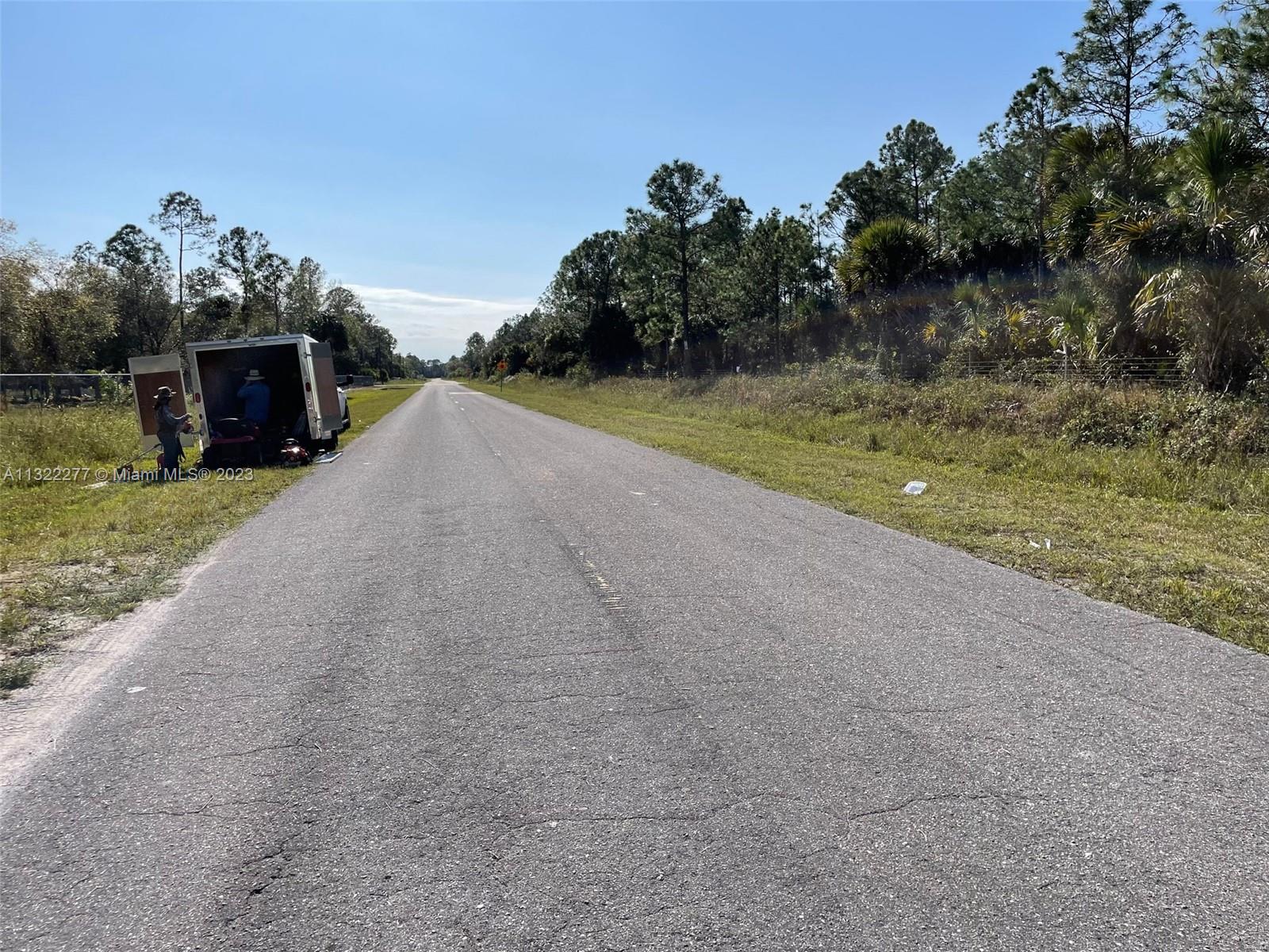 Hacienda Street - Facing South