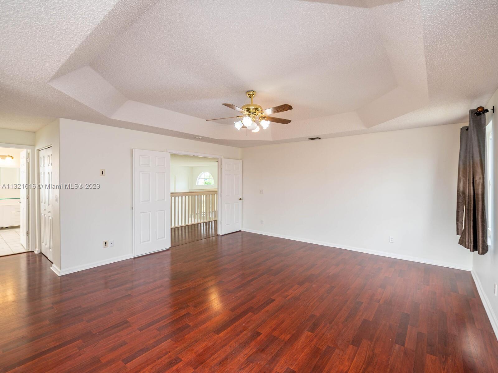 Listing Photo 28