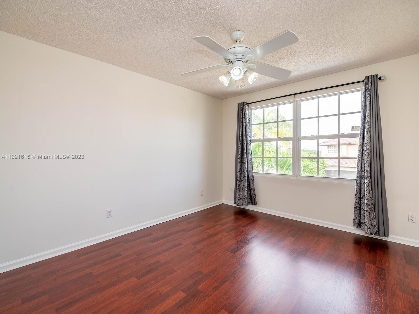 Listing Photo 31