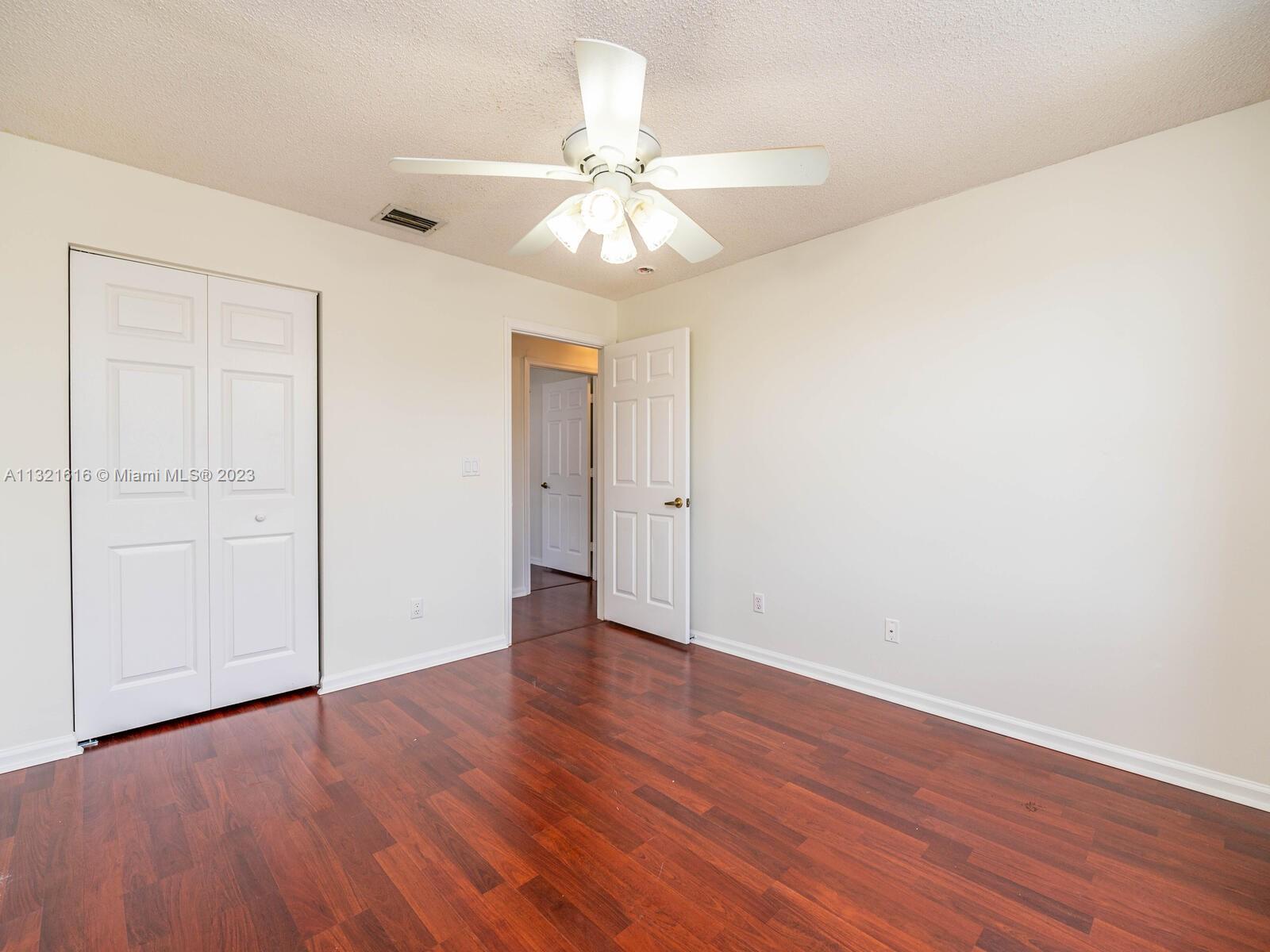 Listing Photo 37