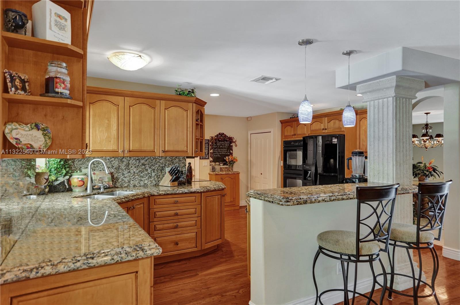 Listing Photo 16