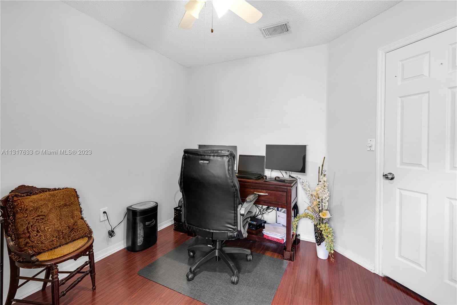 Listing Photo 20