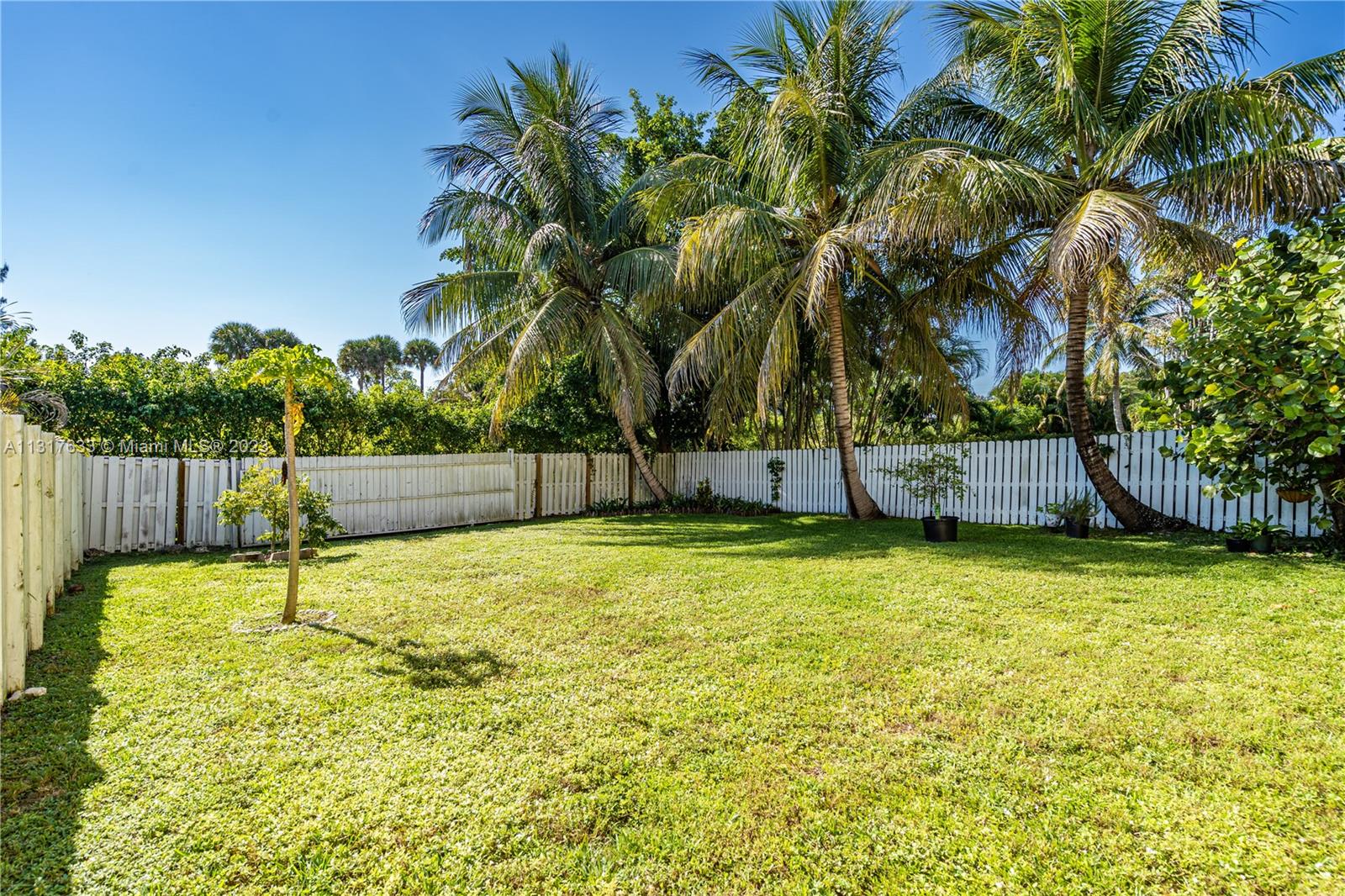 Listing Photo 23