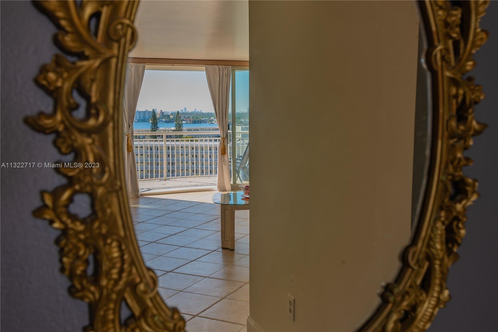 18011 Biscayne Blvd 1001