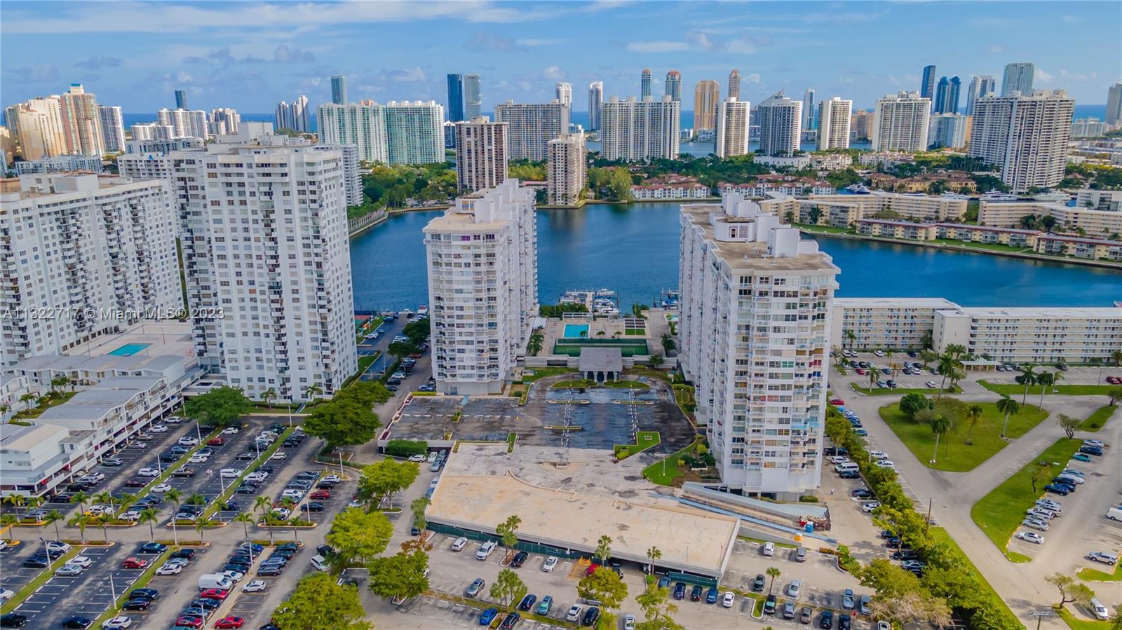 18011 Biscayne Blvd 1001