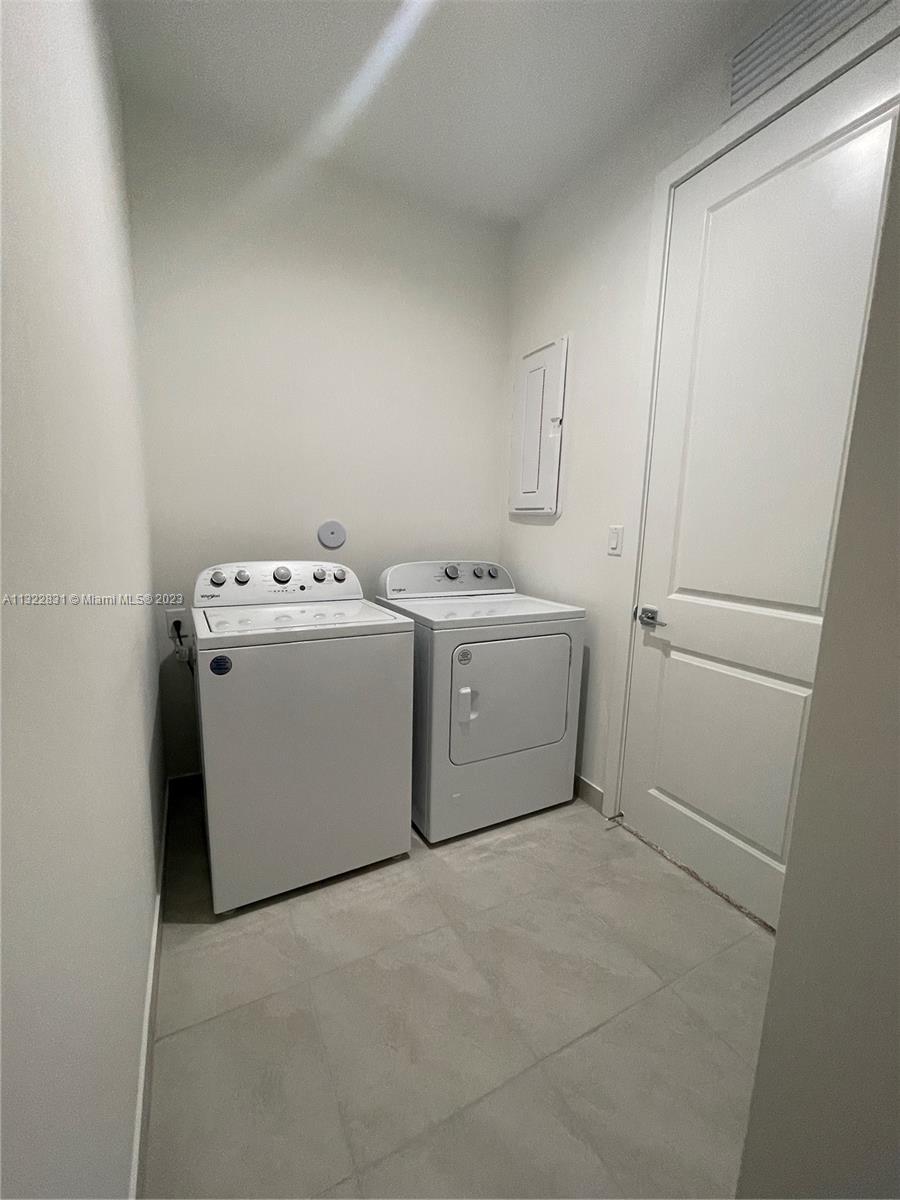 Listing Photo 14