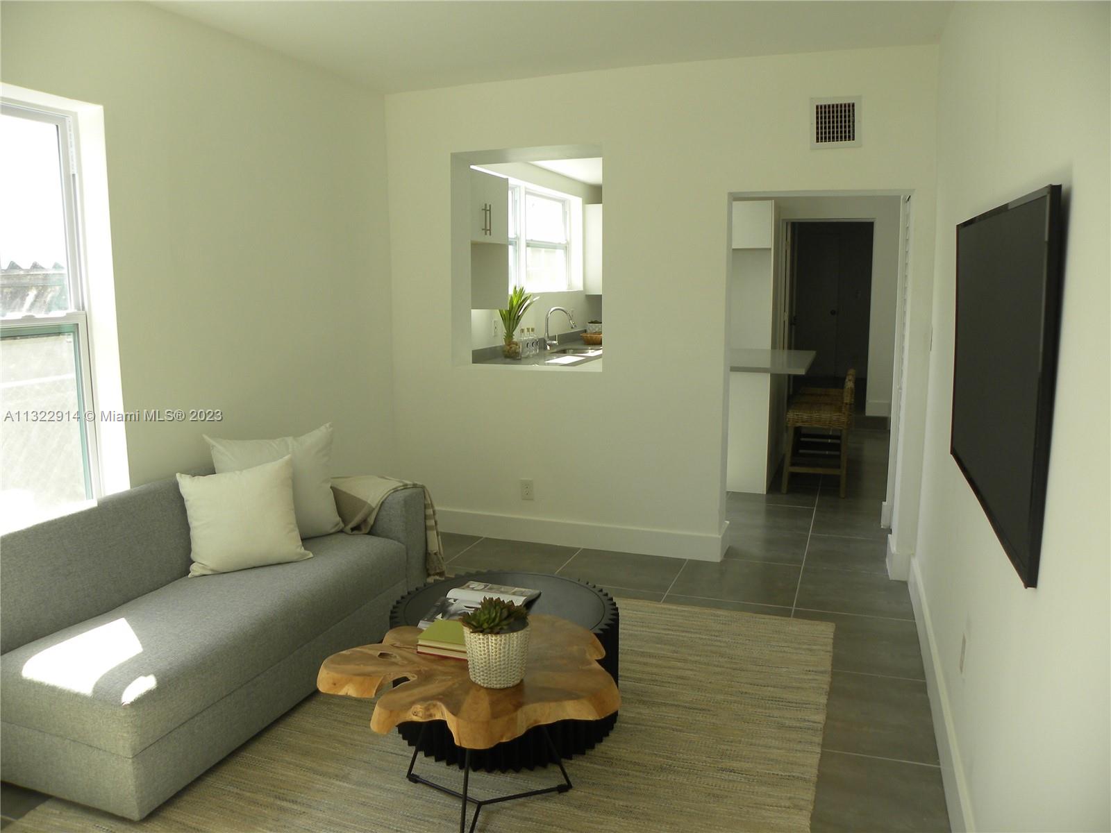 Listing Photo 14
