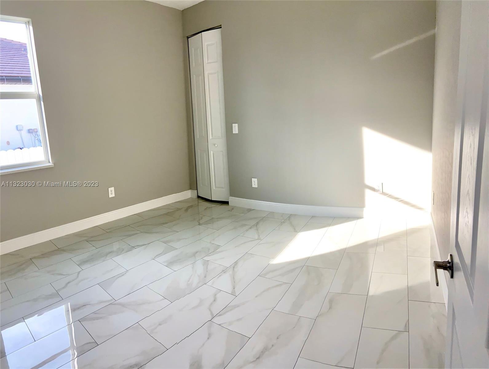 Listing Photo 24