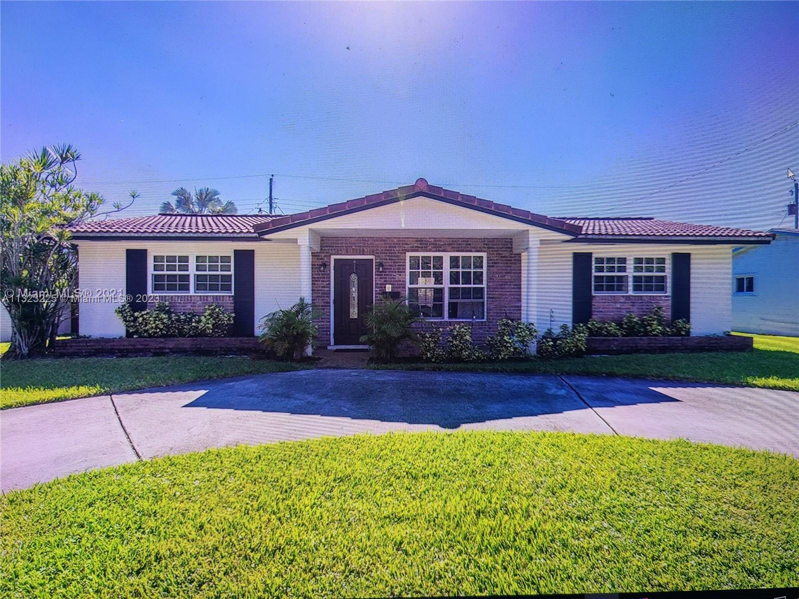 Undisclosed For Sale A11323225, FL
