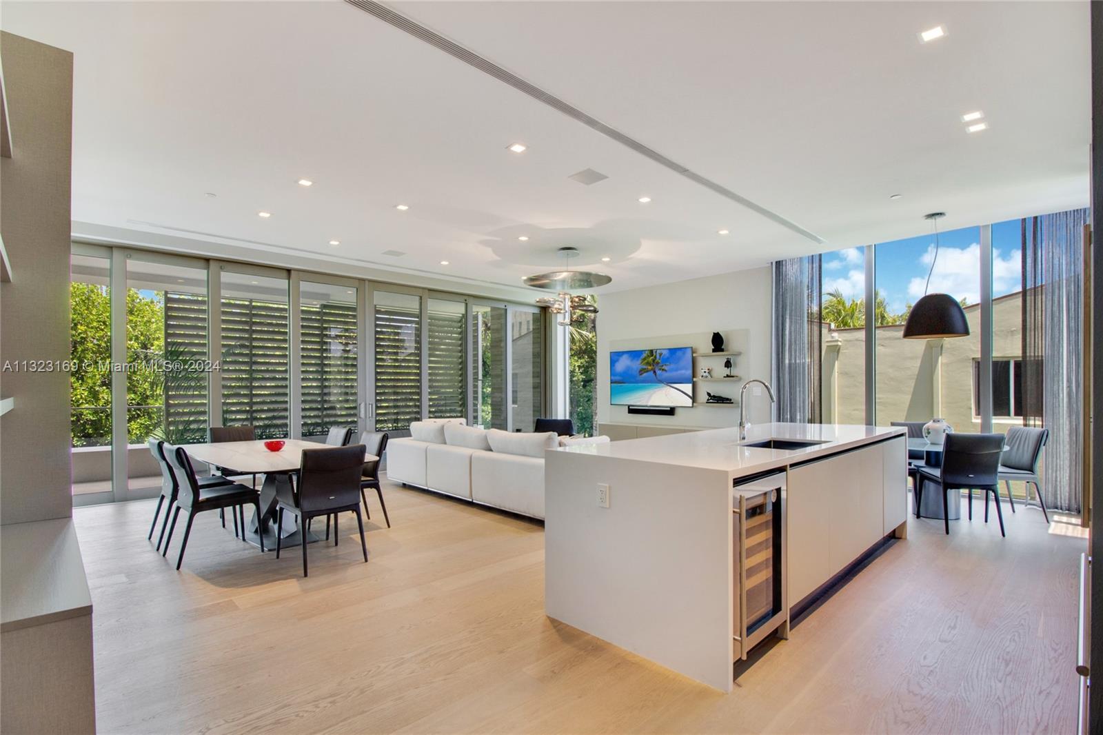 311 Meridian Ave 301, Miami Beach, FL 33139