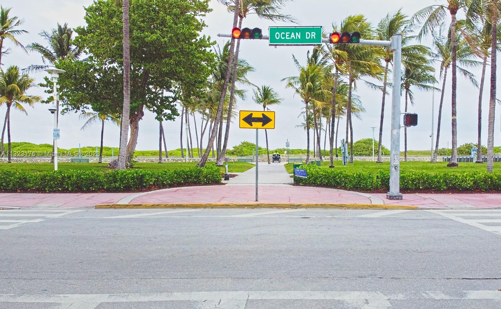 Entrance to the beach