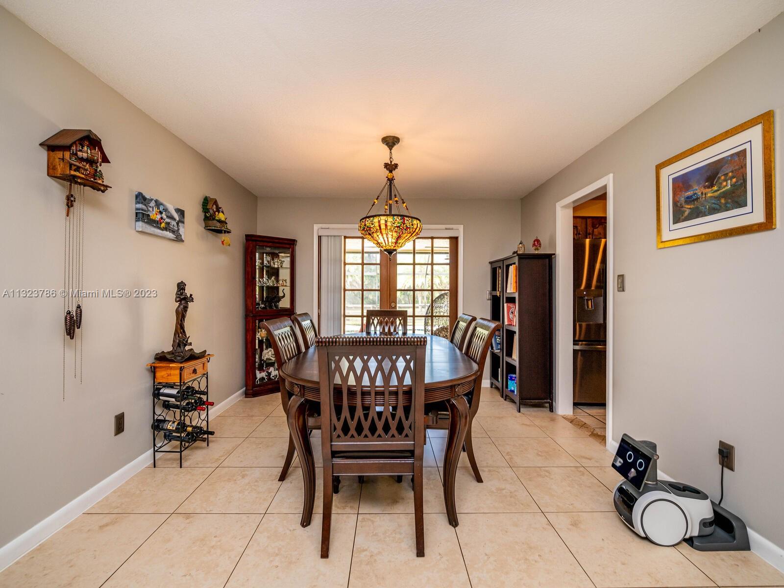 Listing Photo 17