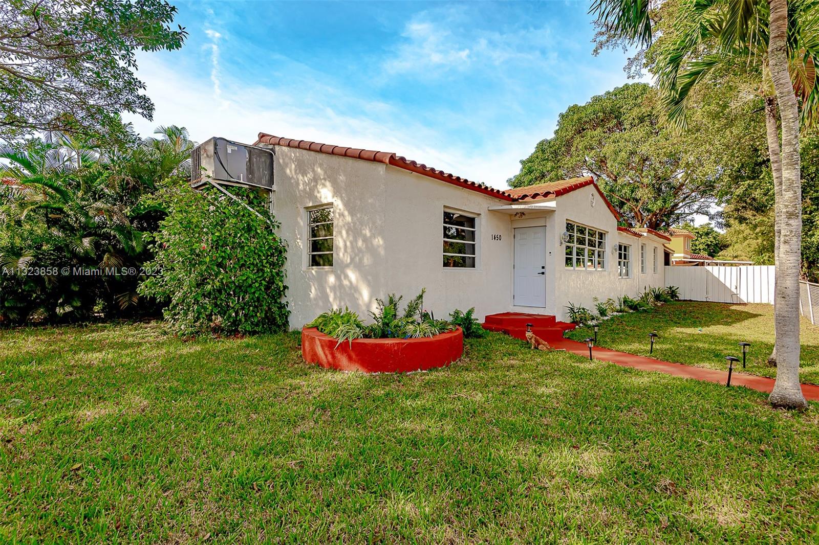 1450 SW 25th Ave, Miami, FL 33145