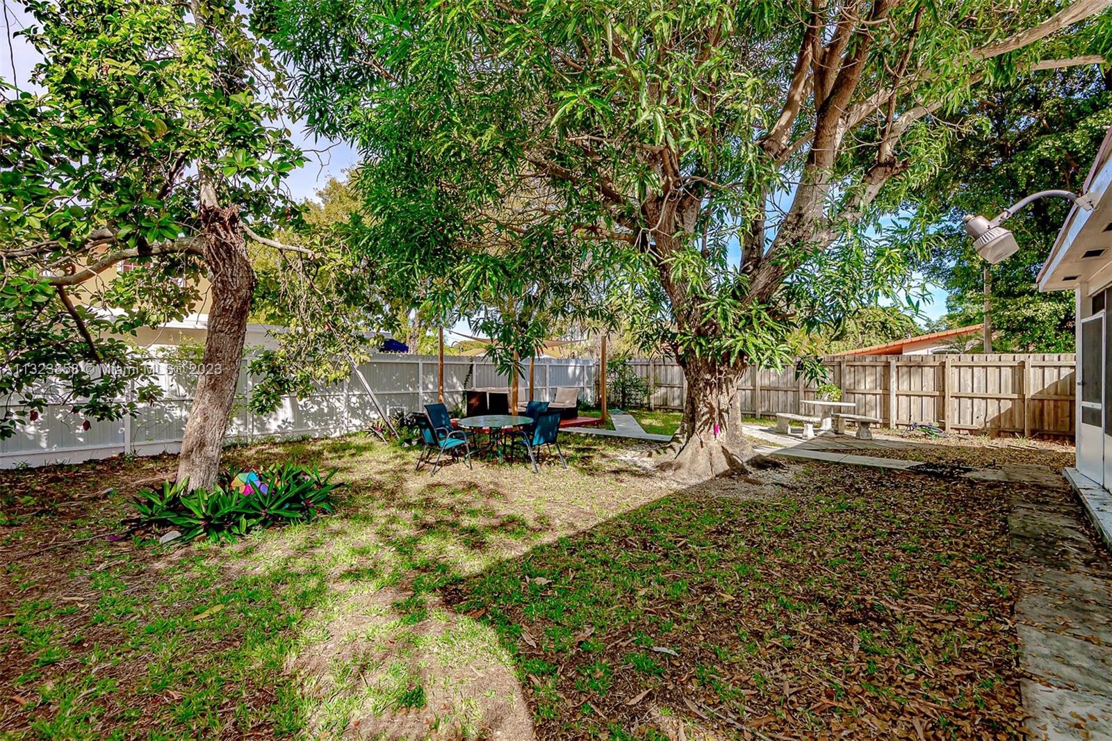Listing Photo 28