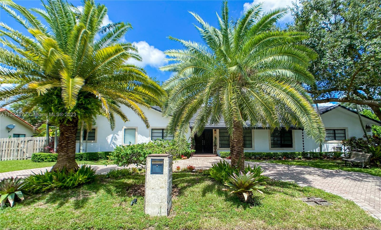 10605 SW 79th Pl  For Sale A11323872, FL