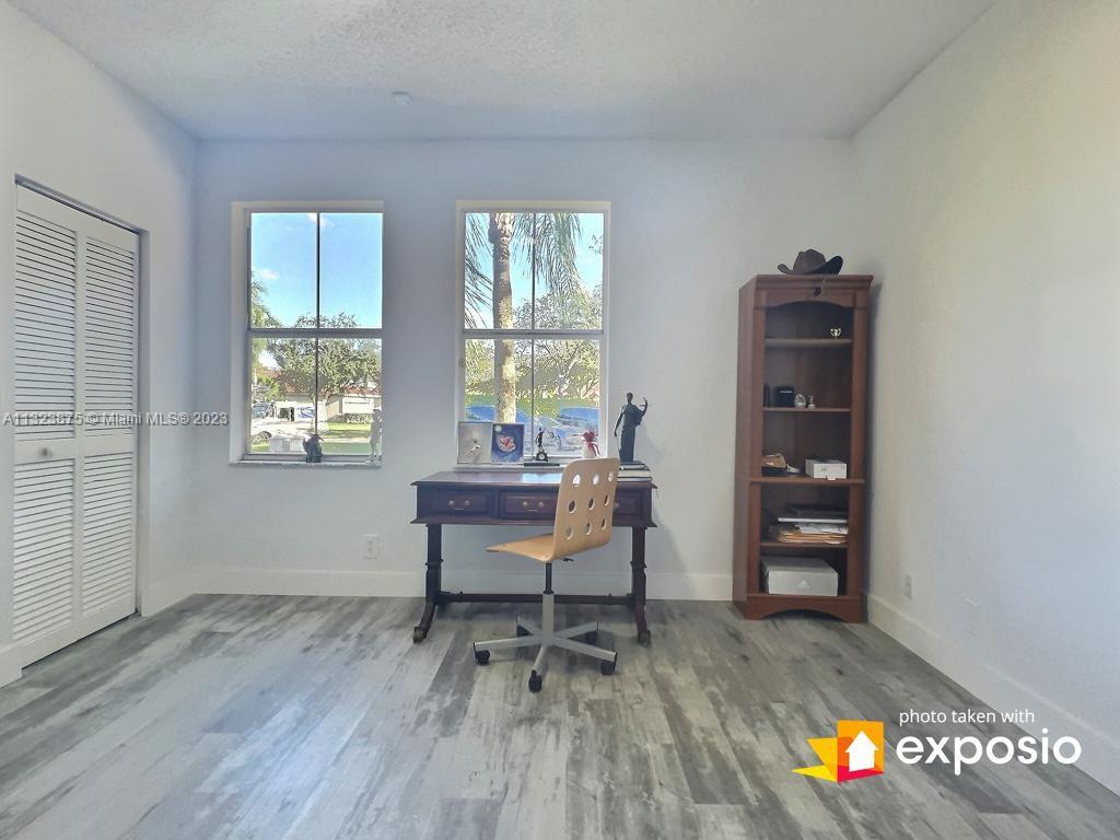 Listing Photo 18