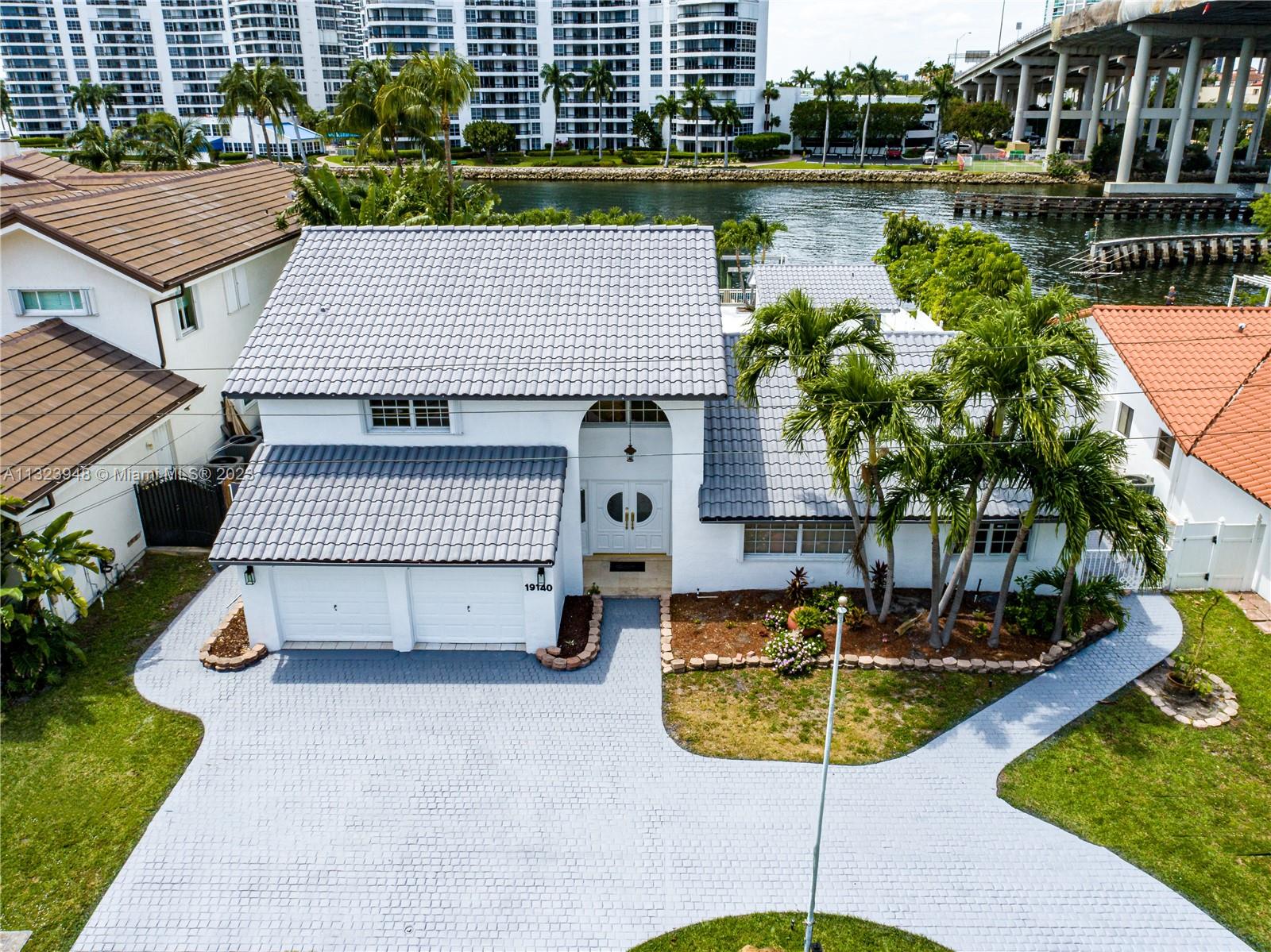 19140 N Bay Rd  For Sale A11323948, FL
