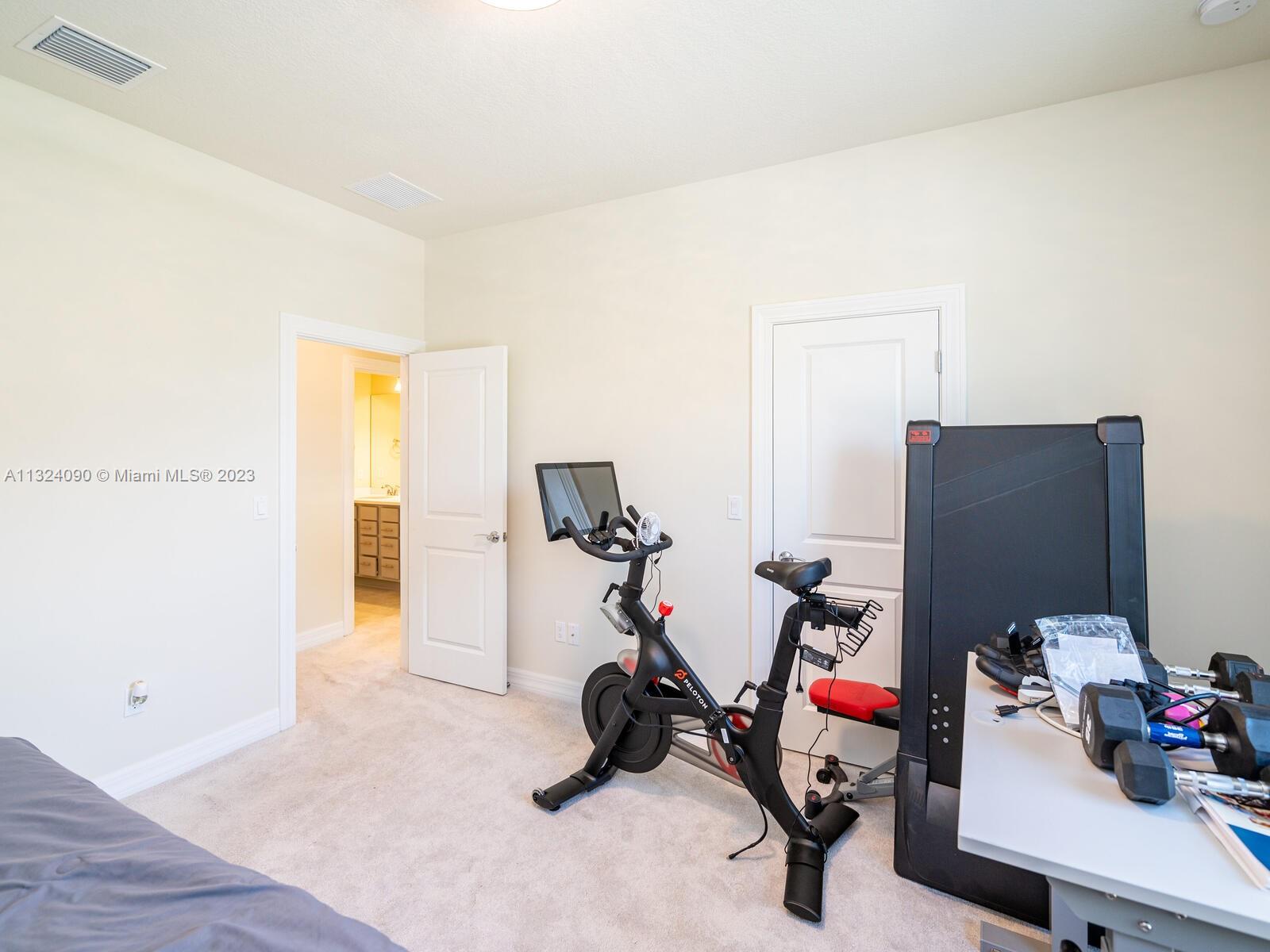Listing Photo 19