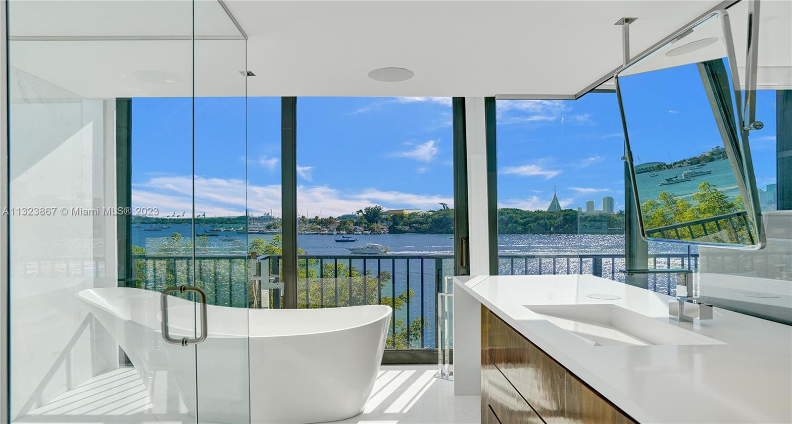1000  Venetian Way #TH101 For Sale A11323867, FL