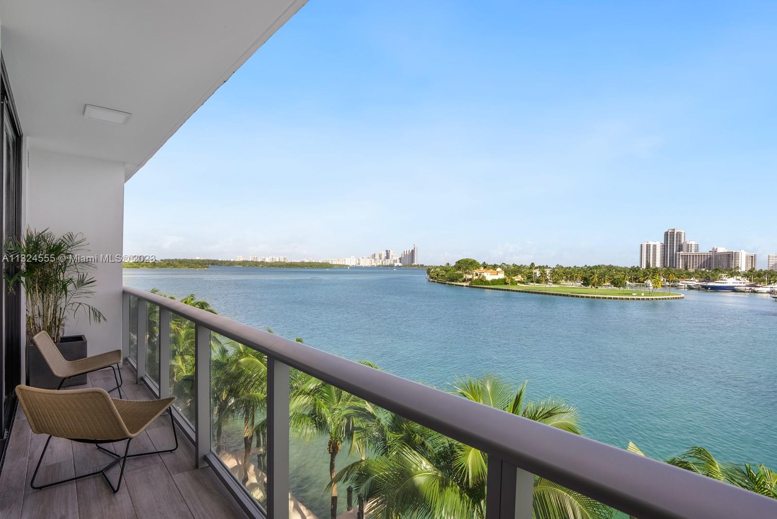 10201 E Bay Harbor Dr 403, Bay Harbor Islands, FL 33154