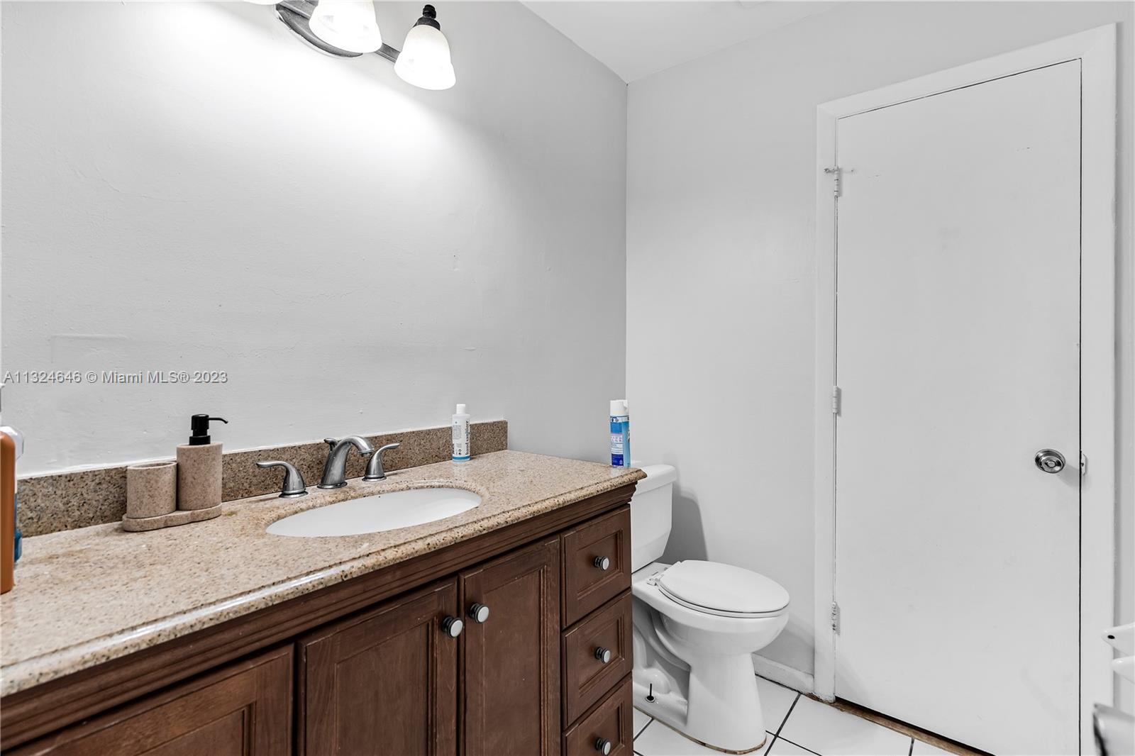 Listing Photo 15