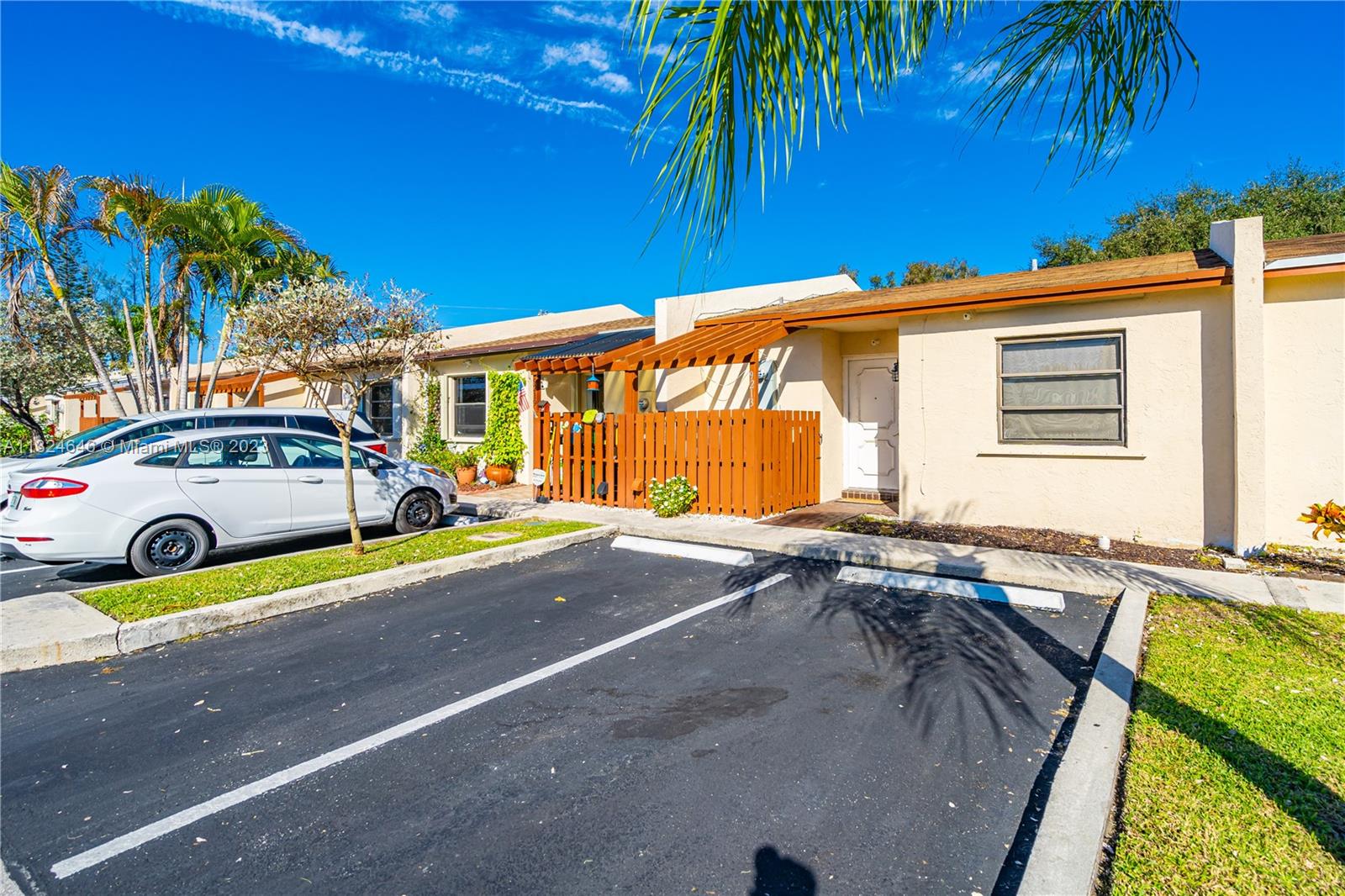 Listing Photo 22