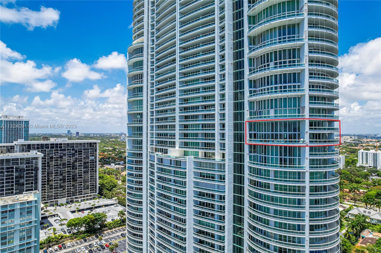 This luxurious 2 story waterfront masterpiece, this unique mansion in the sky with 20ft ceilings includes 5beds/5.5baths. This unit features a stunning 1,742 sq ft of wrap around terraces of breathtaking, unobstructed views of the Atlantic Ocean, Biscayne Bay & Miami skyline. All closets are fully built-out, and the master-suite is a pure beauty. Unit comes with a storage, 4 parking spaces.
With a prominent entrance and lobby open 24 hours to welcome you to the next level of exclusivity and sumptuous lifestyle this condominium offers first class amenities and in house management to assist you. Enjoy luxury amenities as part of living in Santa Maria such as waterfront pool, marina, tennis courts, club house, private gym in the 51th floor and café restaurant in lobby. Furniture negotiable.