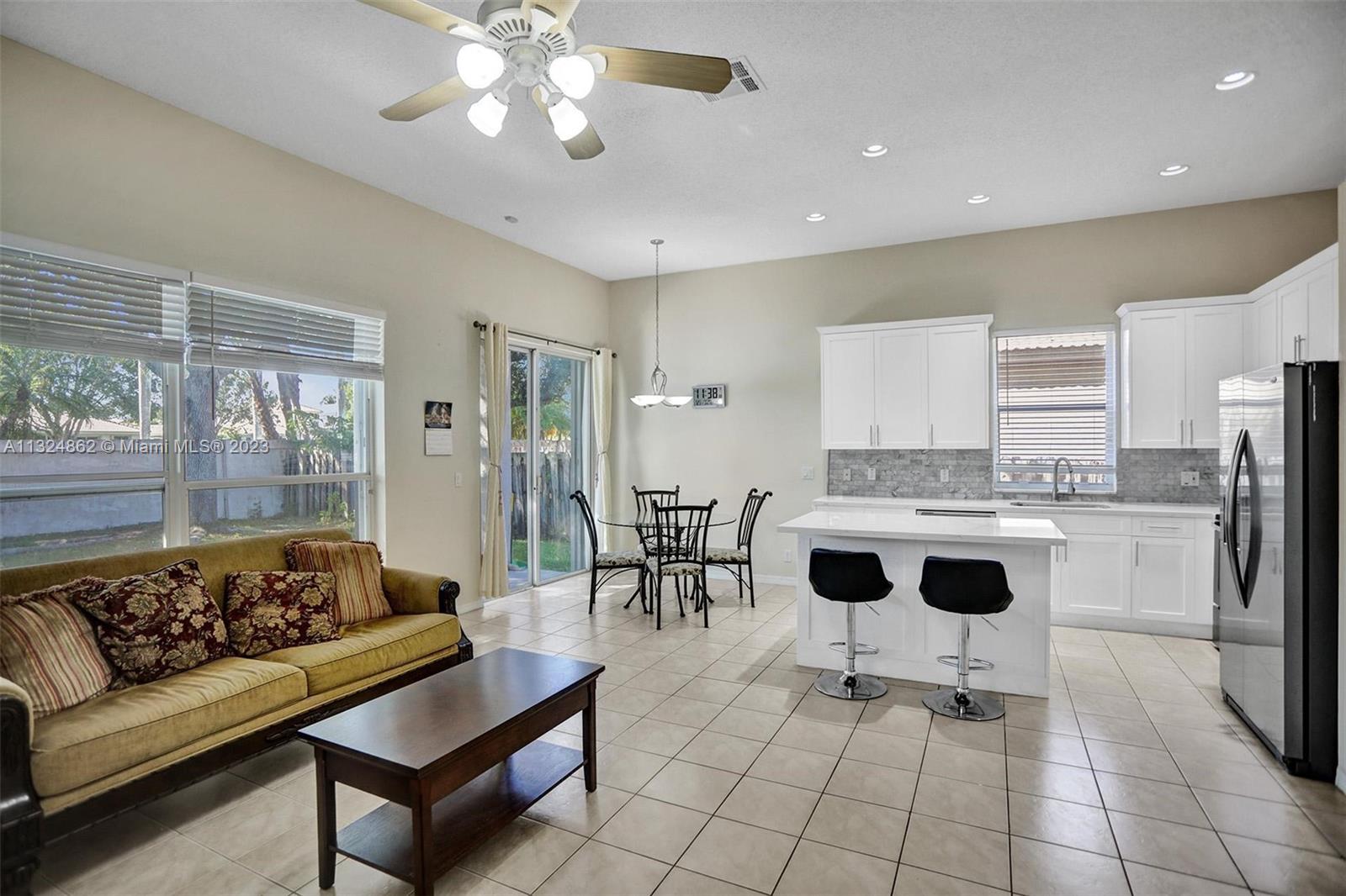 Listing Photo 10